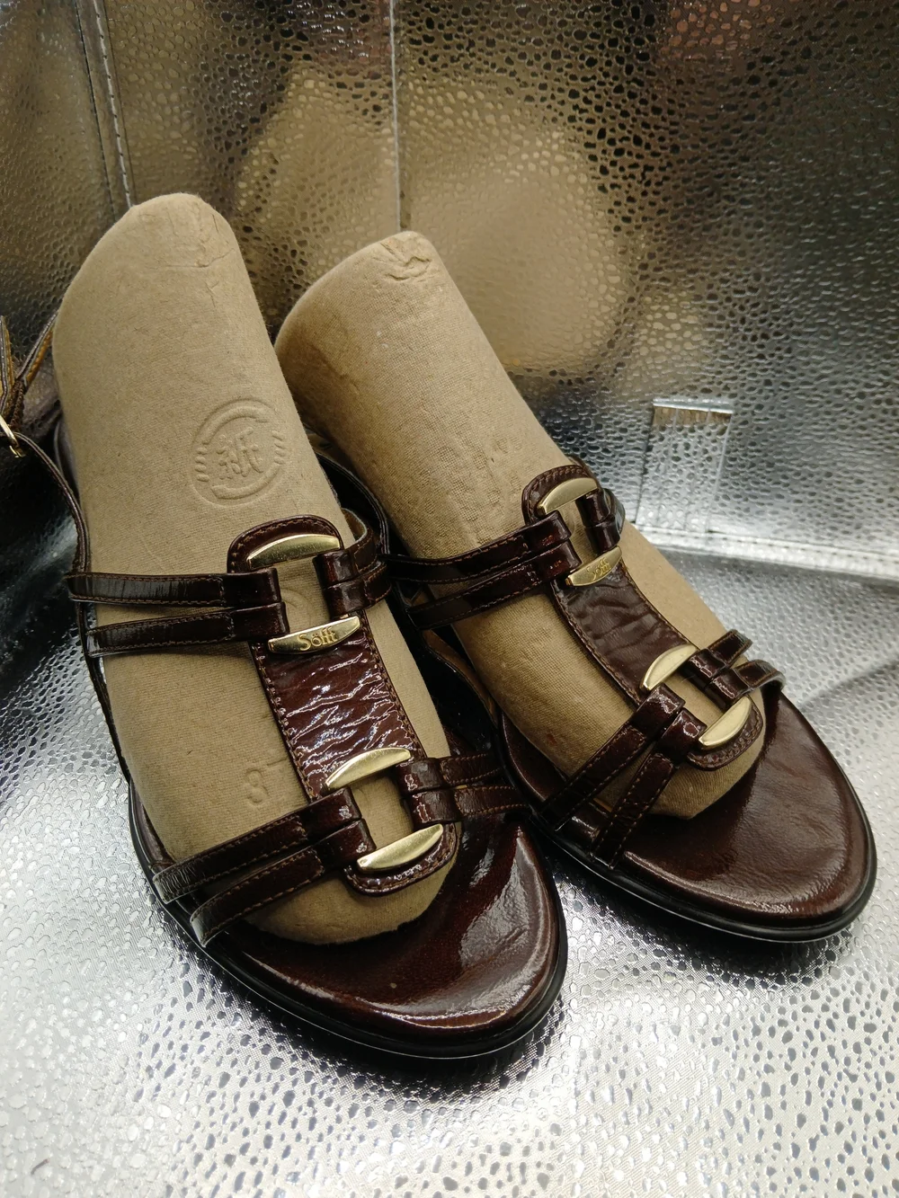 Sofft Dark Brown Patent Leather Buckle Sandals Women's Size 7